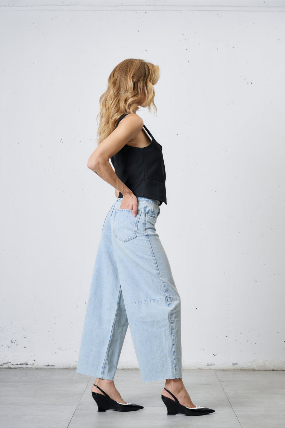 wide leg jeans